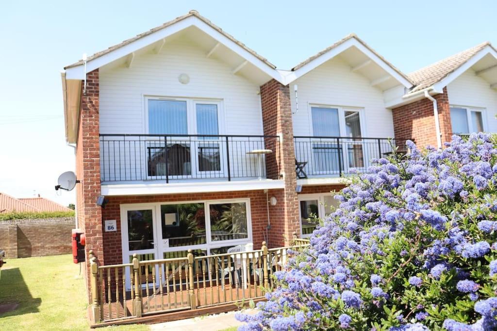 Вилла Corton Retreats At Waterside Park Экстерьер фото